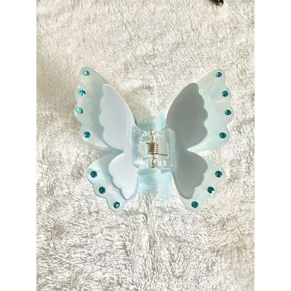 Light blue rhinestone butterfly hair claw - Picture 3 of 3